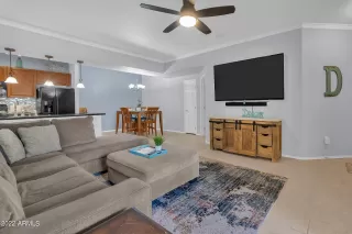 Photo #3: 6357481 Listing