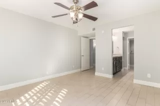 Photo #5: 6357976 Listing