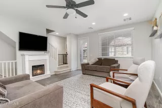 Photo #4: 6358112 Listing 