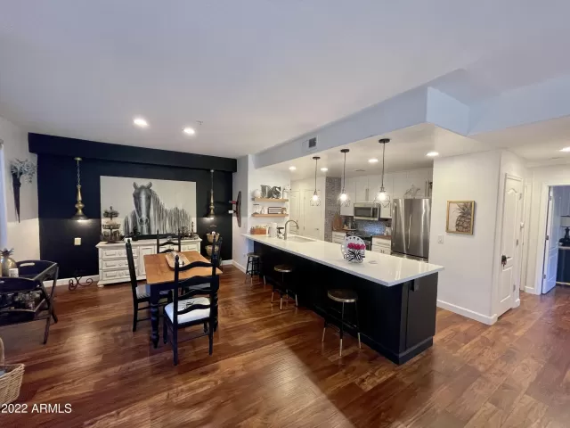 MLS: 6358154 Condo For Sale