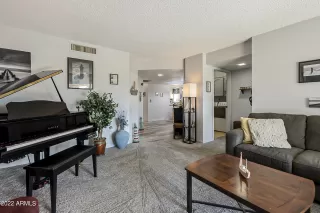 Photo #6: 6358455 Listing 