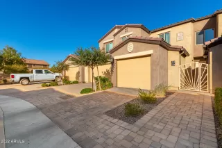 Photo #2: 6358461 Listing 