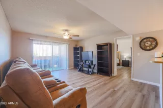 Photo #5: 6358462 Listing