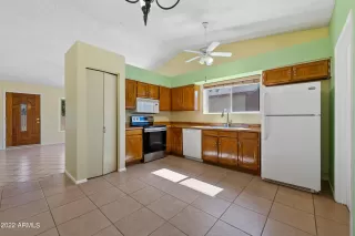 Photo #4: 6358572 Listing