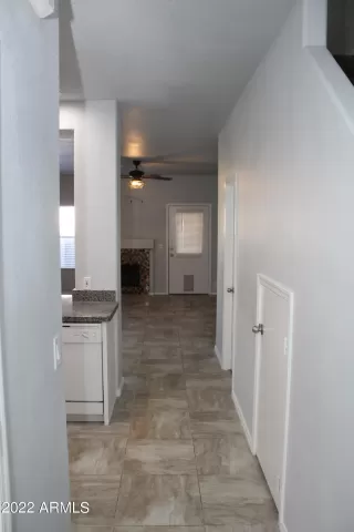 Photo #5: 6358596 Listing