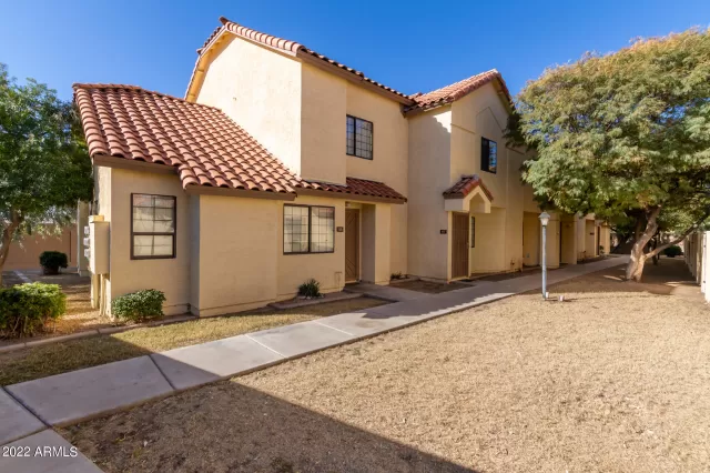 MLS: 6358800 Condo For Sale