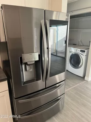 Photo #2: 6358825 Listing