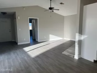 Photo #4: 6358825 Listing