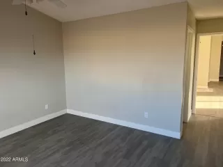 Photo #6: 6358825 Listing