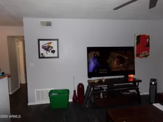 Photo #2: 6358831 Listing 