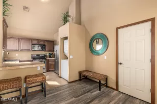 Photo #4: 6358876 Listing 