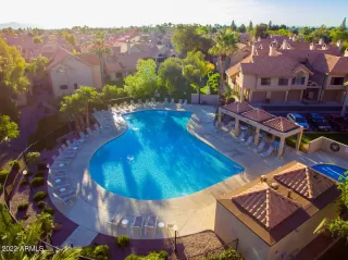 Photo #5: 6358958 Listing 