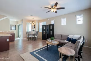 Photo #6: 6358983 Listing 