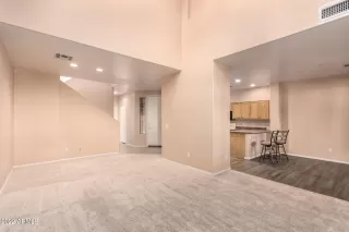 Photo #5: 6359236 Listing 