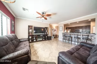 Photo #3: 6359270 Listing