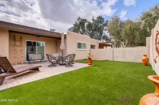 Photo #2: 6359297 Listing