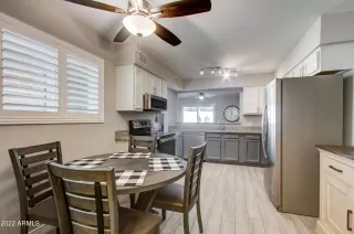 Photo #3: 6359297 Listing