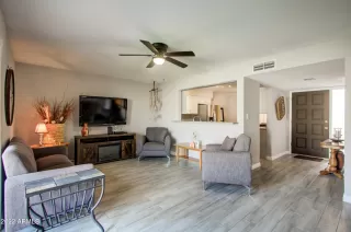 Photo #6: 6359297 Listing