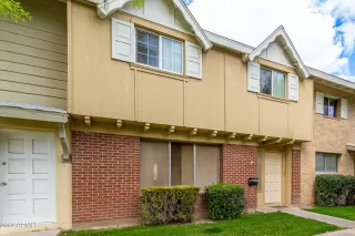 Photo #3: 6359444 Listing