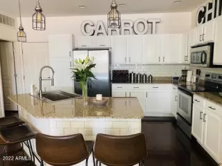 Photo #1: 6359450 Listing