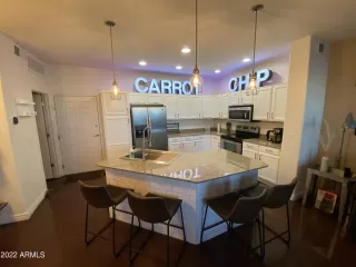 Photo #5: 6359450 Listing