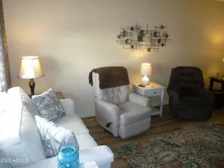 Photo #5: 6359676 Listing 