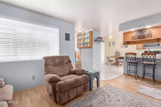 Photo #3: 6359783 Listing