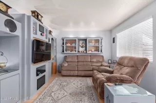 Photo #5: 6359783 Listing