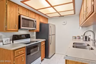 Photo #6: 6359783 Listing