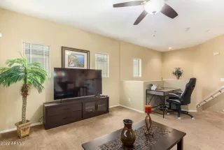 Photo #3: 6359835 Listing