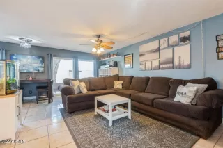 Photo #5: 6359974 Listing