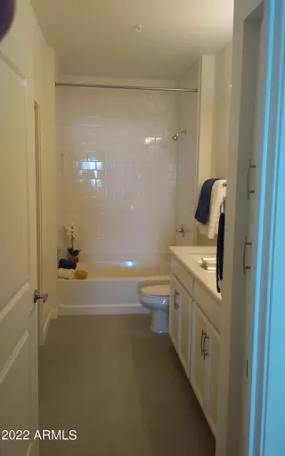 Photo #5: 6360105 Listing 