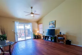 Photo #4: 6360119 Listing