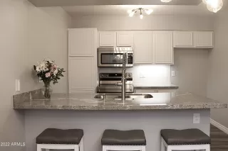 Photo #3: 6360135 Listing 