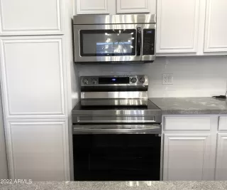 Photo #5: 6360135 Listing 