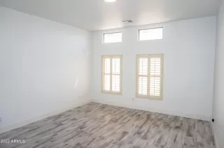 Photo #6: 6360138 Listing 