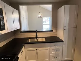 Photo #3: 6360173 Listing