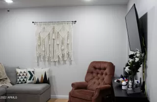 Photo #5: 6360383 Listing 