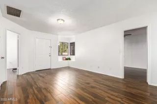 Photo #3: 6360637 Listing