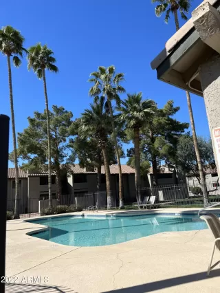 Photo #3: 6360803 Listing