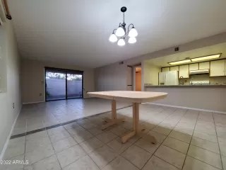 Photo #6: 6360915 Listing