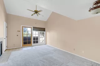 Photo #4: 6361115 Listing 