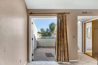 Photo #6: 6361115 Listing 