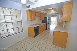 Photo #5: 6361779 Listing