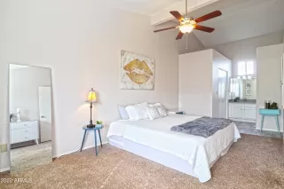 Photo #2: 6361871 Listing 