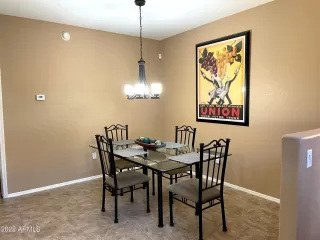 Photo #5: 6361902 Listing