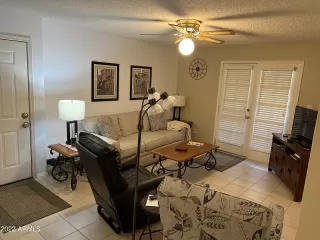 Photo #6: 6361929 Listing 