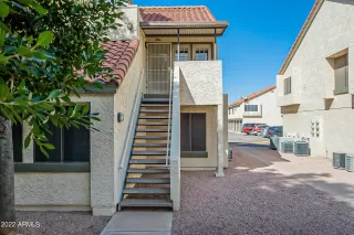 Photo #4: 6361986 Listing