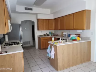 Photo #4: 6362047 Listing