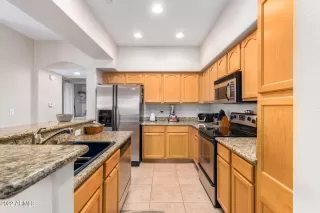 Photo #6: 6362371 Listing